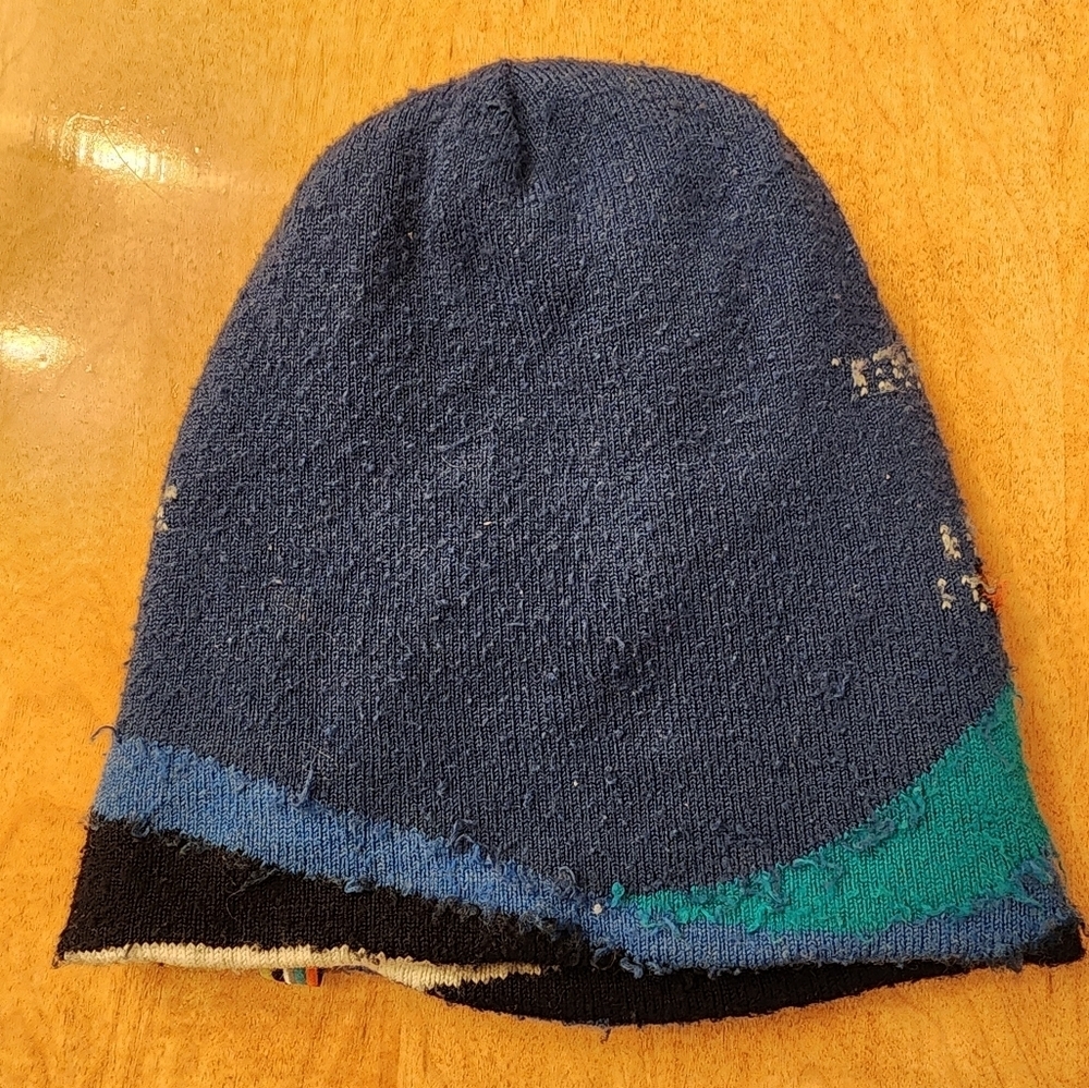 Smartwool Kids Reversible Blue Yeti Beanie - Picture 2 of 8